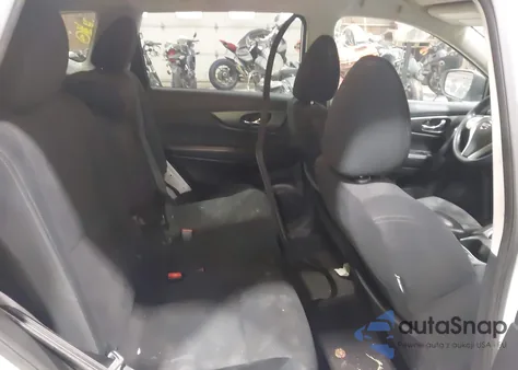 2015 Nissan Rogue Sv z USA, uszkodzony, nr VIN 5N1AT2MV1FC766139